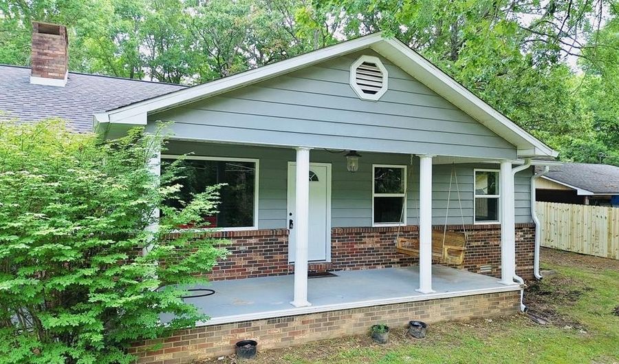 162 Shore Dr, Big Sandy, TN 38221 - 3 Beds, 2 Bath