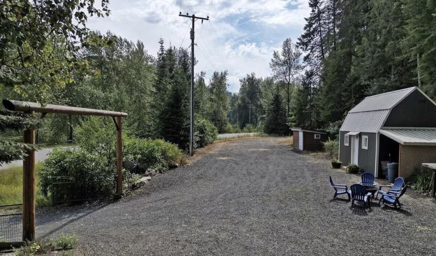 19118 St Joe River Rd, Calder, ID 83808 - 3 Beds, 3 Bath