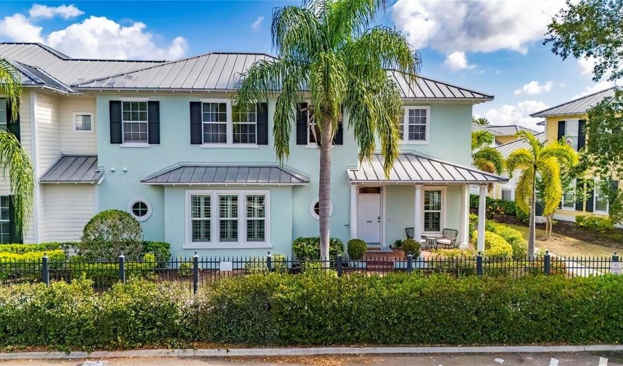 5401 CAFREY Pl, Apollo Beach, FL 33572 - 4 Beds, 3 Bath