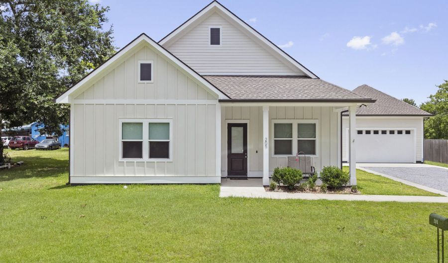 205 Caron Ln, Bay St. Louis, MS 39520 - 3 Beds, 3 Bath