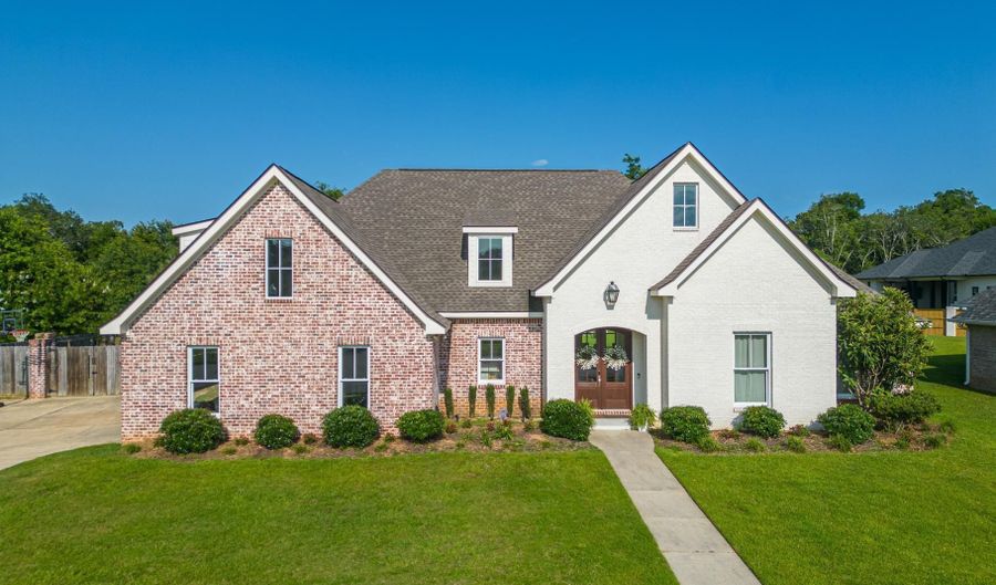368 Goose Pointe Blvd, Biloxi, MS 39531 - 5 Beds, 4 Bath