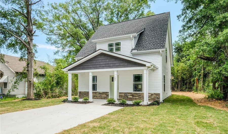 101 Poplar Ave, Belton, SC 29627 - 3 Beds, 3 Bath