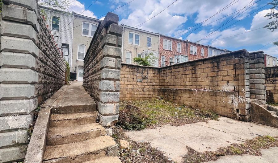 1713 E 29TH St, Baltimore, MD 21218 - 3 Beds, 2 Bath