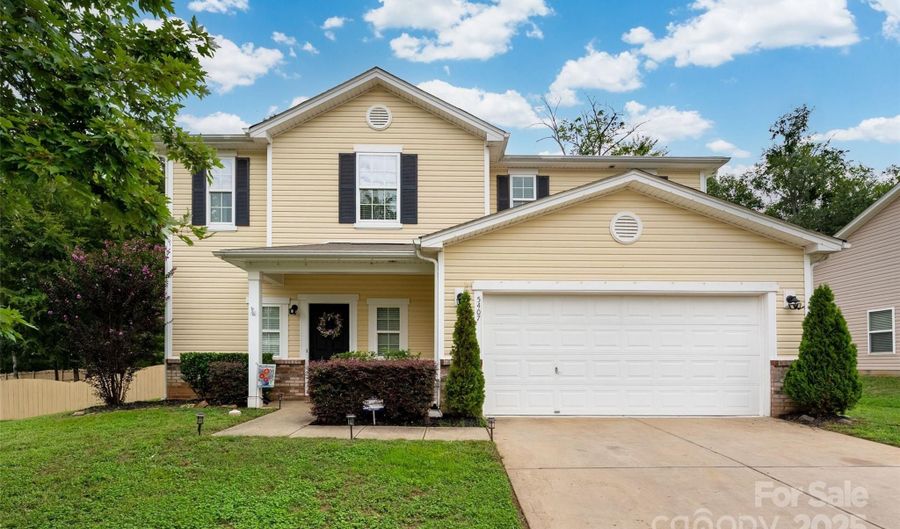 5407 Fenway Dr, Charlotte, NC 28273 - 3 Beds, 3 Bath