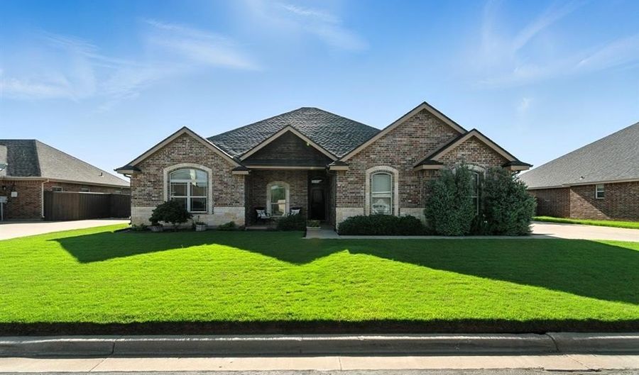 6225 Tradition Dr, Abilene, TX 79606 - 4 Beds, 2 Bath