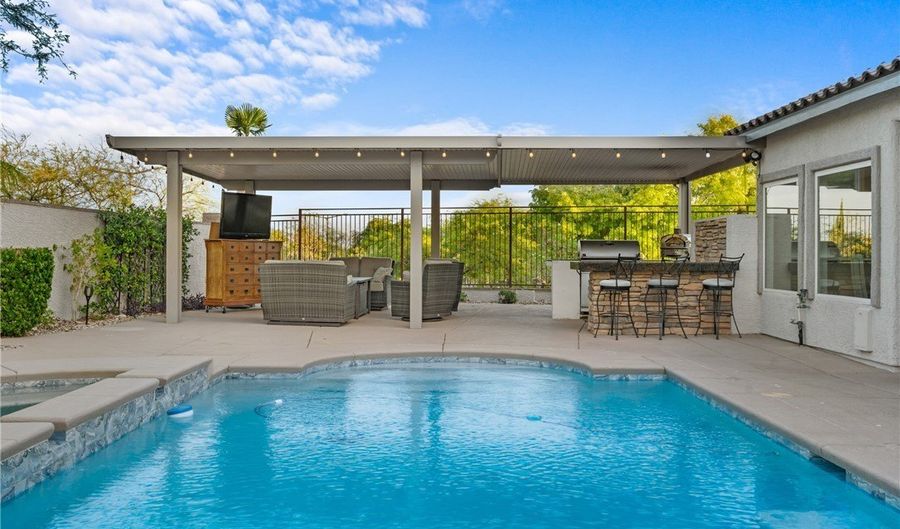 2886 Grande Valley Dr, Las Vegas, NV 89135 - 3 Beds, 2 Bath