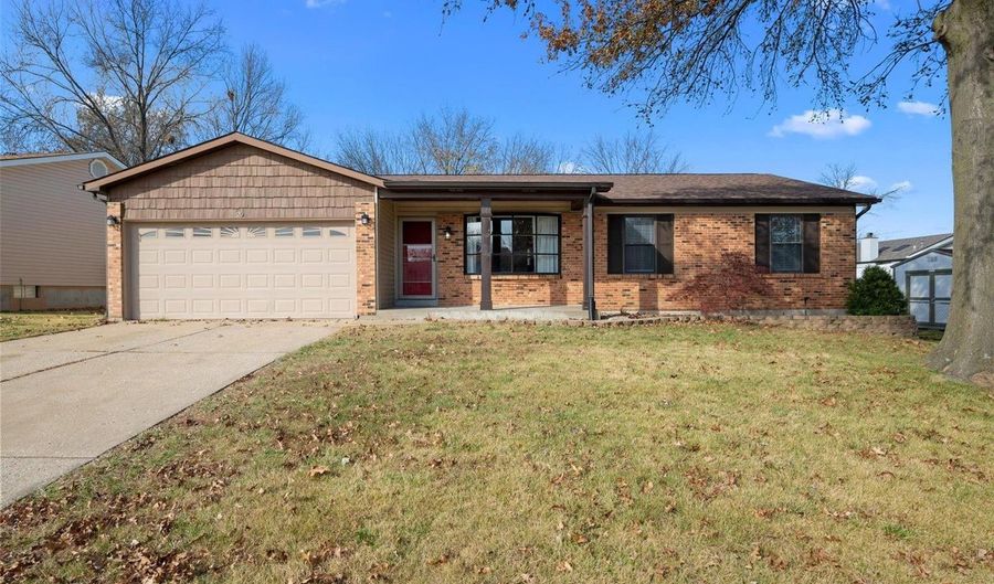 29 Sunny Hill Blvd, St. Peters, MO 63376 - 3 Beds, 2 Bath