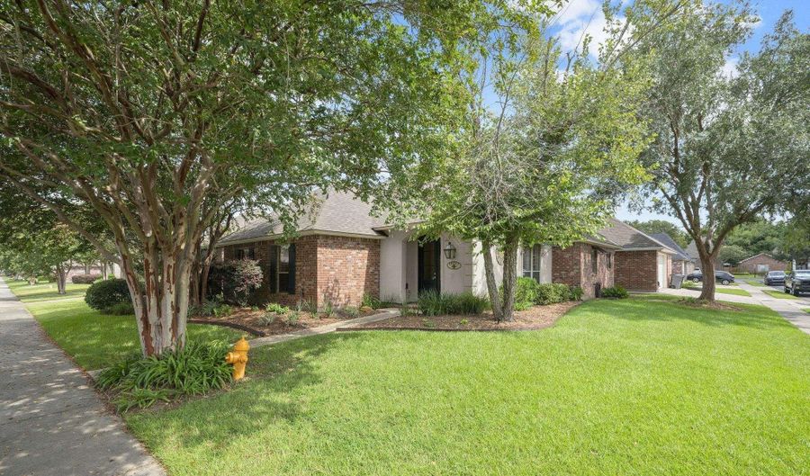 10757 Oakley Trce, Baton Rouge, LA 70809 - 3 Beds, 2 Bath