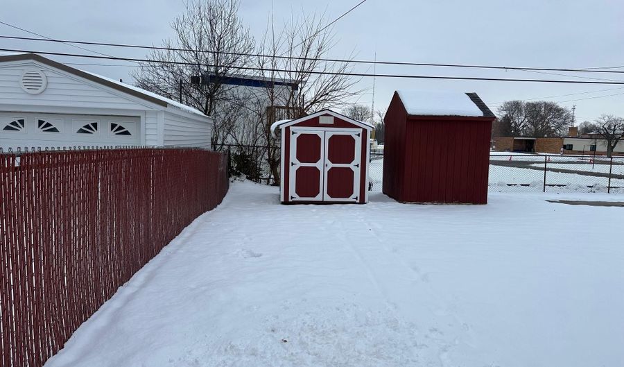 530 Northwestern, Adrian, MI 49221 - 2 Beds, 1 Bath