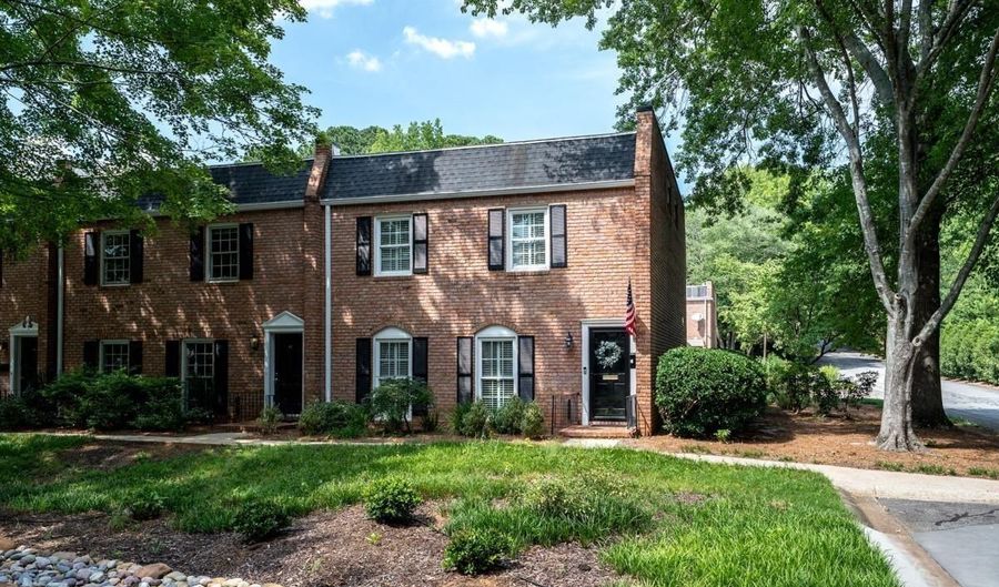 18 S Stratford, Athens, GA 30605 - 3 Beds, 3 Bath