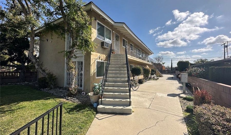 316 N San Gabriel Ave B, Azusa, CA 91702 - 1 Beds, 1 Bath