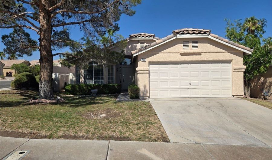 223 Cimarron Village Way, Henderson, NV 89012 - 3 Beds, 2 Bath