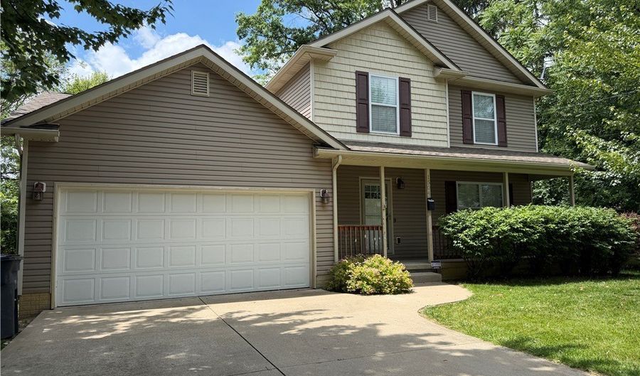 1504 White Ave, Akron, OH 44307 - 3 Beds, 2 Bath