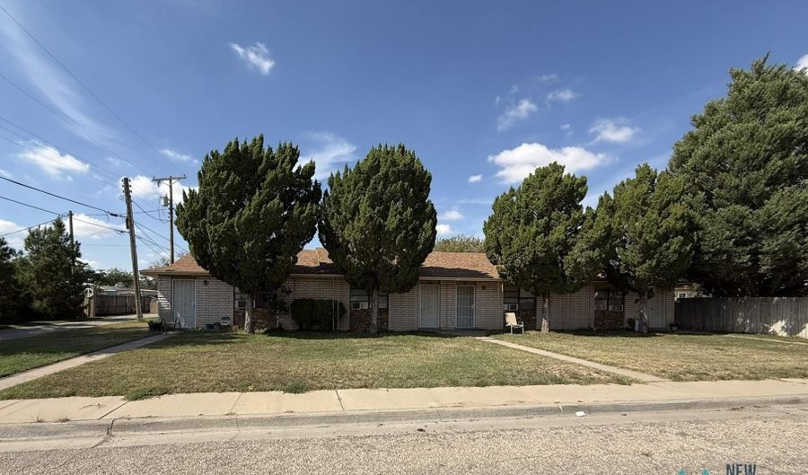 307 N 14th St, Artesia, NM 88210 - 4 Beds, 0 Bath