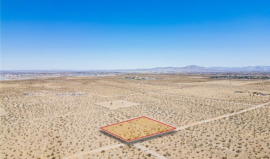 9500 Villa St, Adelanto, CA 92301 - 0 Beds, 0 Bath