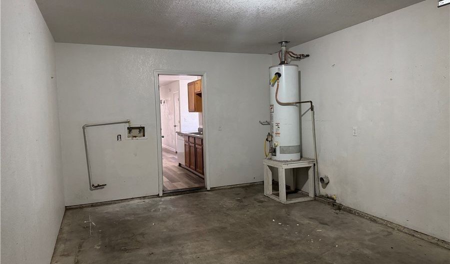 380 Church St B, Bullhead City, AZ 86442 - 2 Beds, 2 Bath