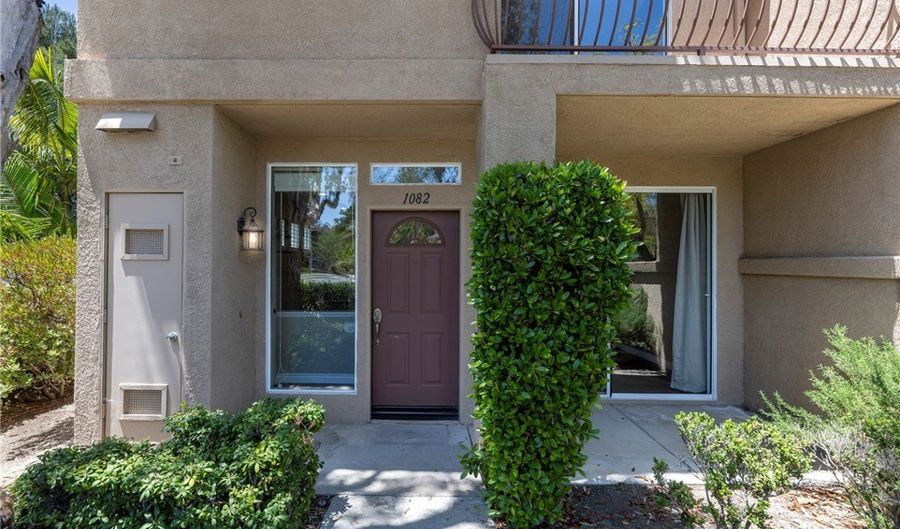 1082 S St. Tropez Ave, Anaheim, CA 92808 - 2 Beds, 3 Bath