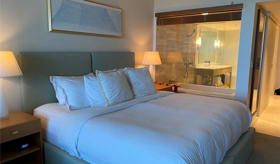 383 Kalaimoku St 1803, Honolulu, HI 96815 - 0 Beds, 1 Bath