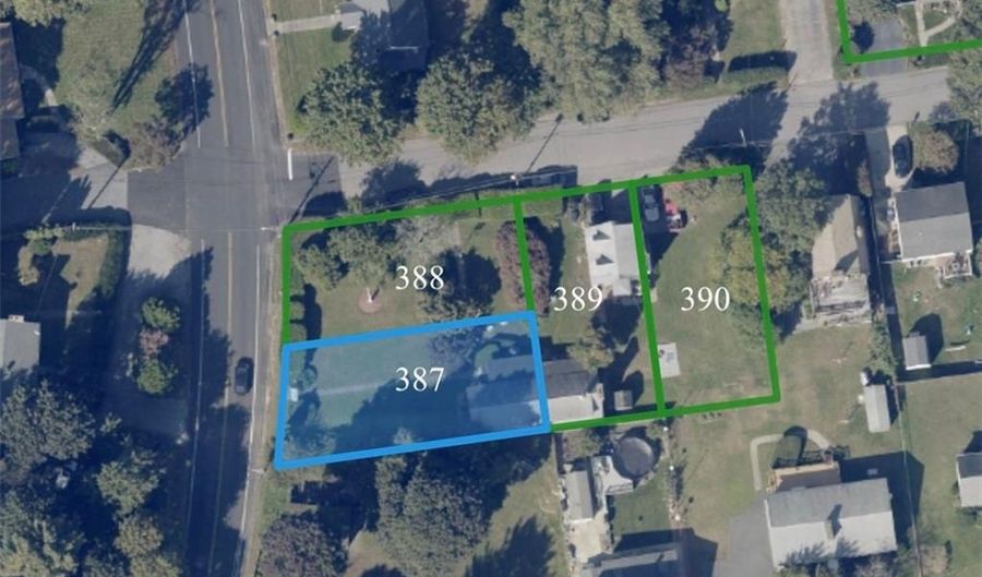 3 Waumsett Ave, Cumberland, RI 02864 - 3 Beds, 2 Bath