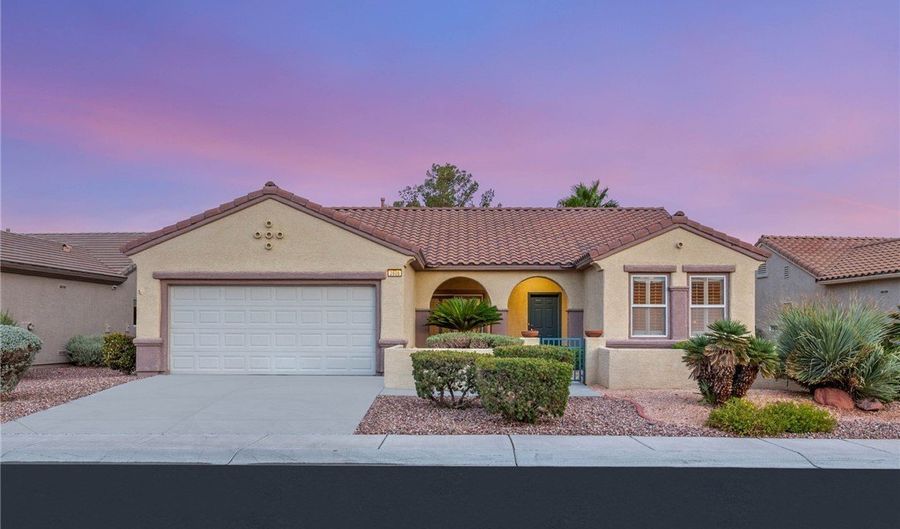 2605 Arimo Dr, Henderson, NV 89052 - 2 Beds, 2 Bath