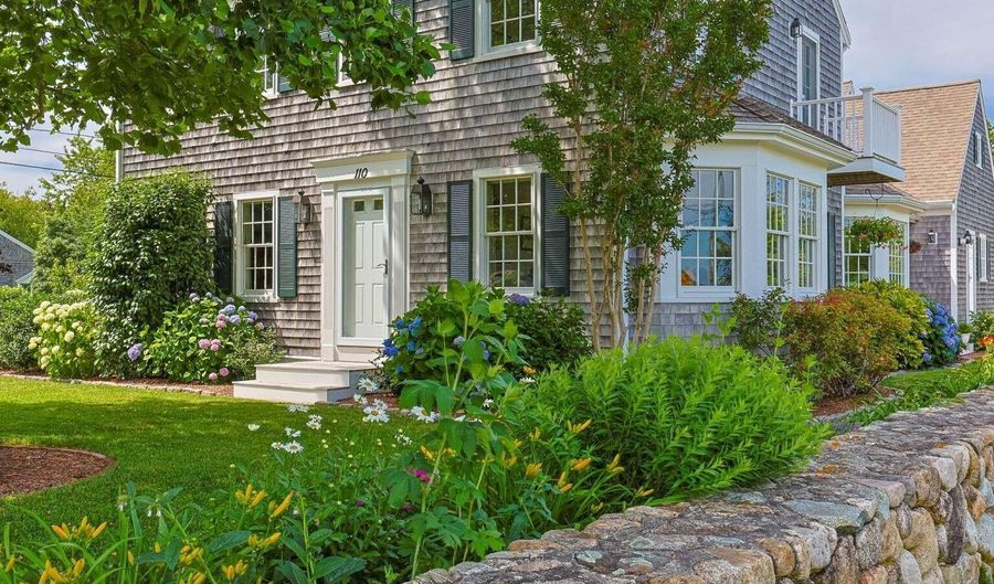 110 Commerce Rd, Barnstable, MA 02630 - 3 Beds, 3 Bath