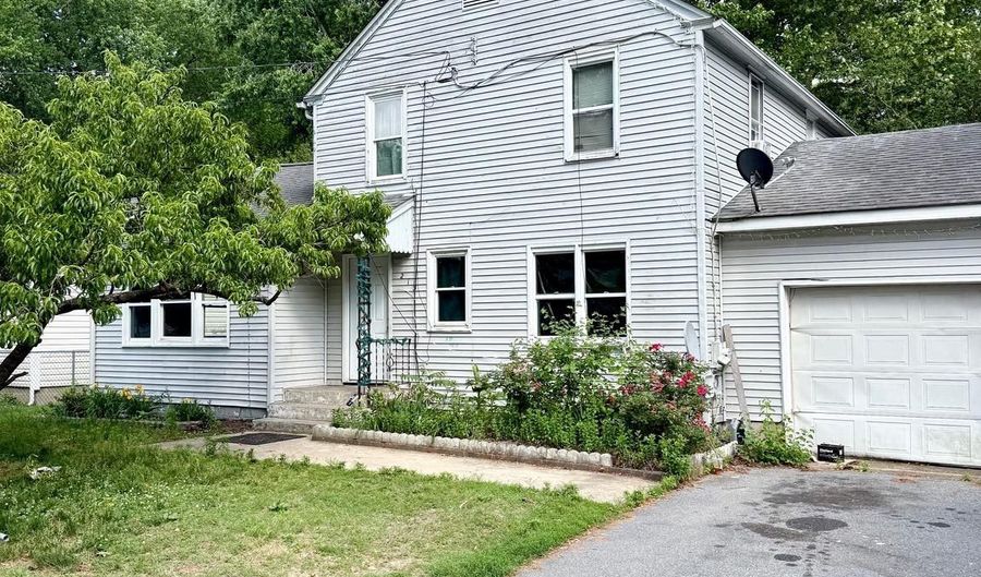 213 OLD LAUREL Rd, Georgetown, DE 19947 - 3 Beds, 2 Bath