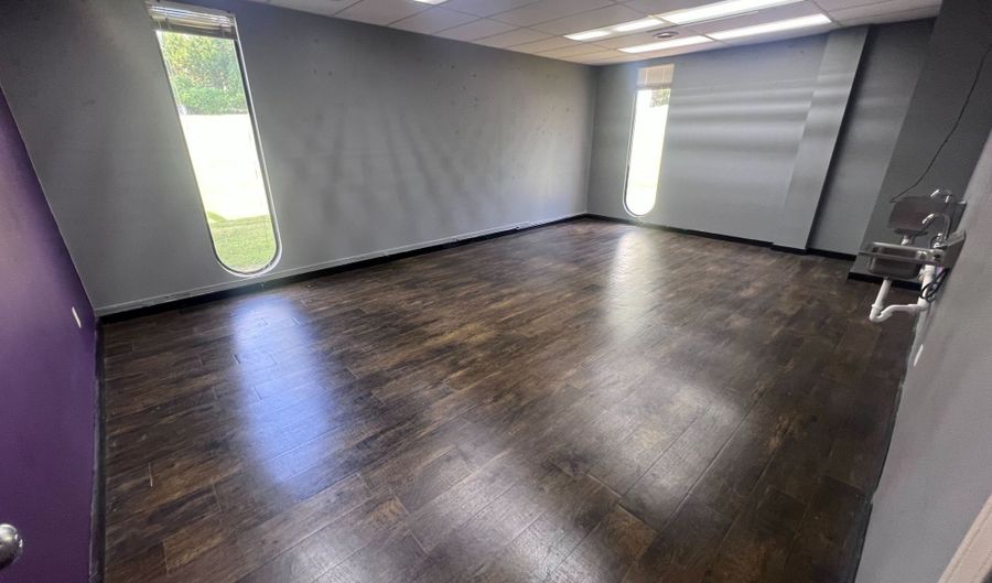 2500 W Broad 308, Athens, GA 30606 - 0 Beds, 0 Bath