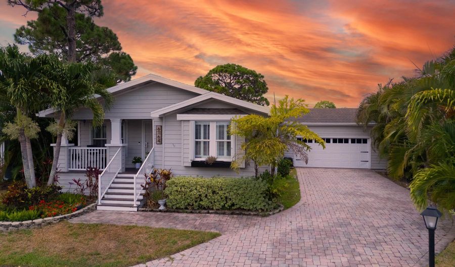 6164 N Ironwood Ln, Atlantis, FL 33462 - 3 Beds, 2 Bath