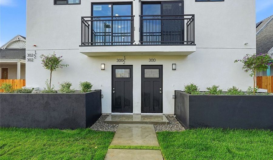 300 E 25th, Los Angeles, CA 90011 - 22 Beds, 24 Bath