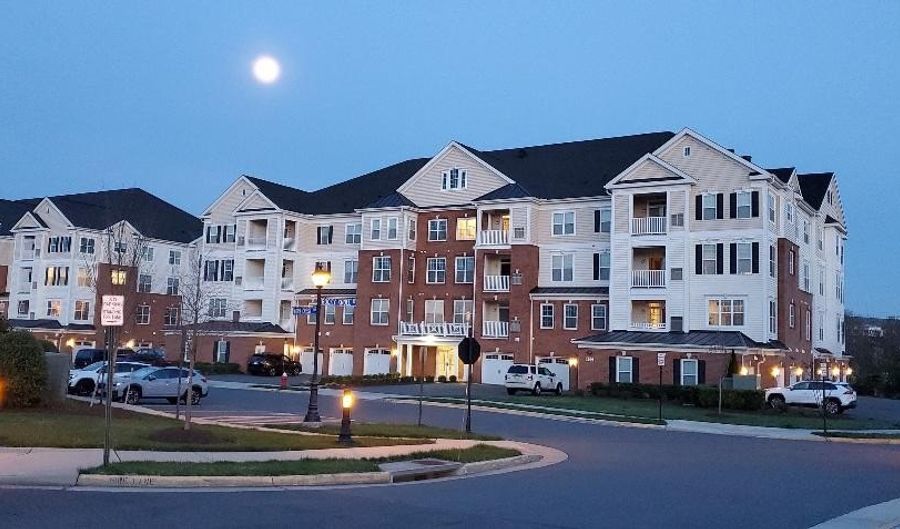 44589 YORK CREST Ter 300, Ashburn, VA 20147 - 3 Beds, 2 Bath