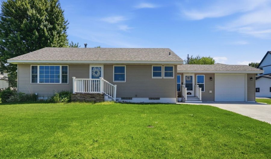 430 Lake Ave, Albany, MN 56307 - 4 Beds, 2 Bath