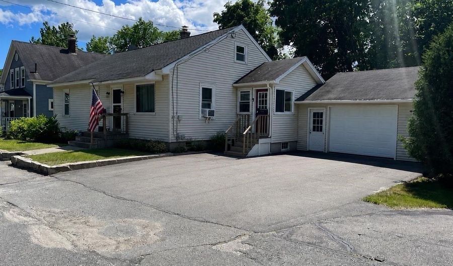 459 Willard St, Berlin, NH 03570 - 3 Beds, 1 Bath