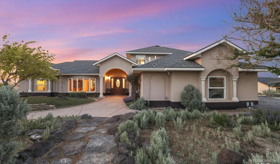 1752 E 4550 N, Buhl, ID 83316 - 3 Beds, 4 Bath