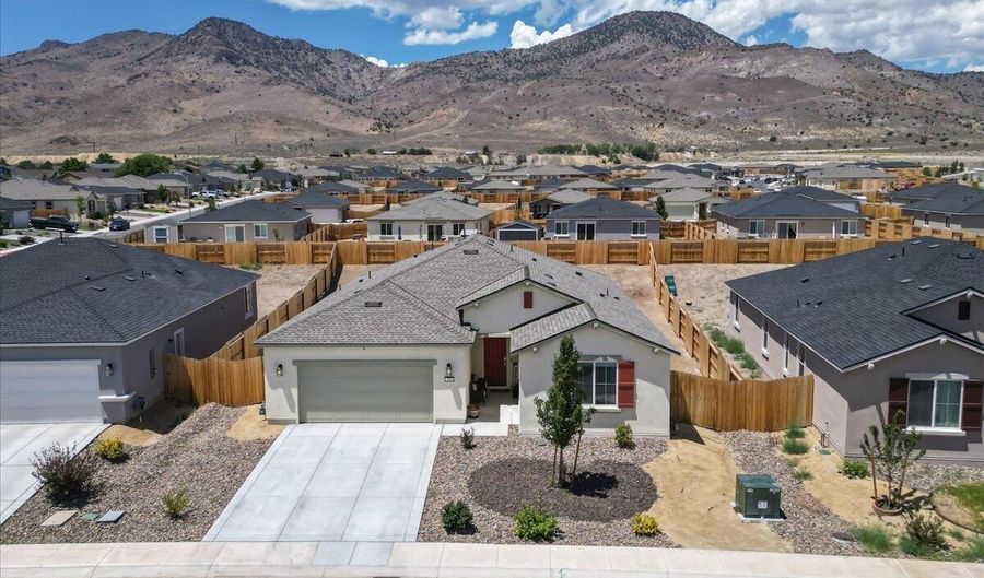 508 Sulphur Springs Trl, Dayton, NV 89403 - 4 Beds, 3 Bath
