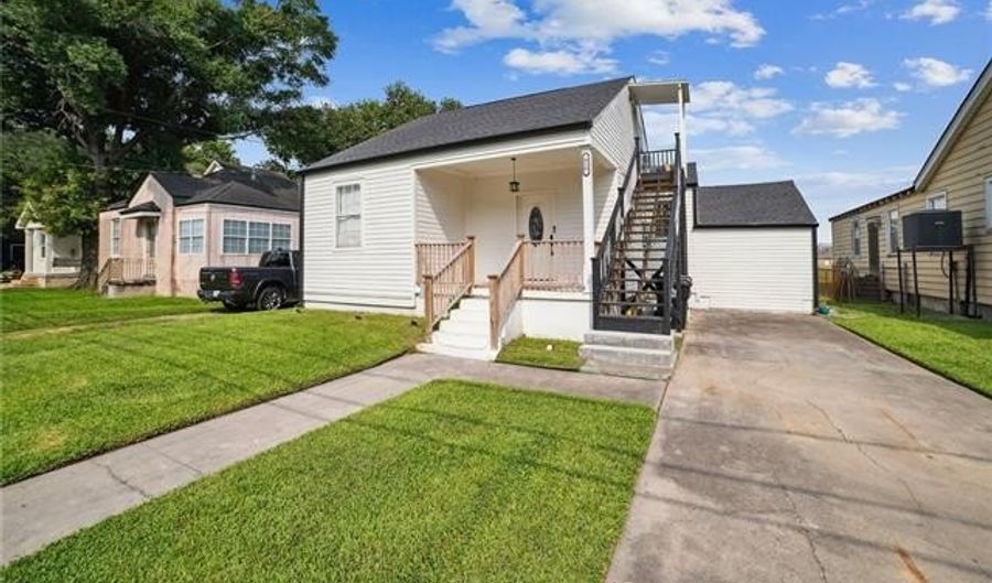616 LEBEAU St, Arabi, LA 70032 - 0 Beds, 0 Bath