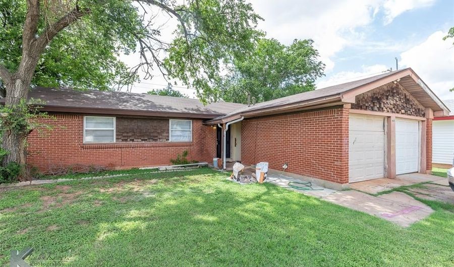 618 S San Jose, Abilene, TX 79605 - 3 Beds, 2 Bath