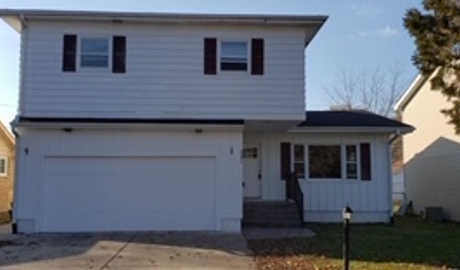 3636 Emerald Ave, Steger, IL 60475 - 4 Beds, 2 Bath