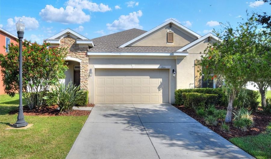 1900 WIND MEADOWS Dr, Bartow, FL 33830 - 3 Beds, 2 Bath