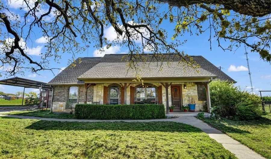 4519 County Road 2690, Alvord, TX 76225 - 6 Beds, 4 Bath