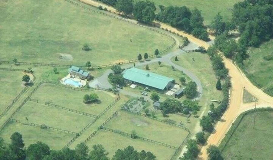 621 Farmfield Rd, Aiken, SC 29805 - 1 Beds, 1 Bath