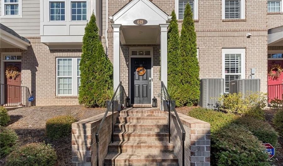 619 Hanlon Way, Alpharetta, GA 30009 - 3 Beds, 4 Bath