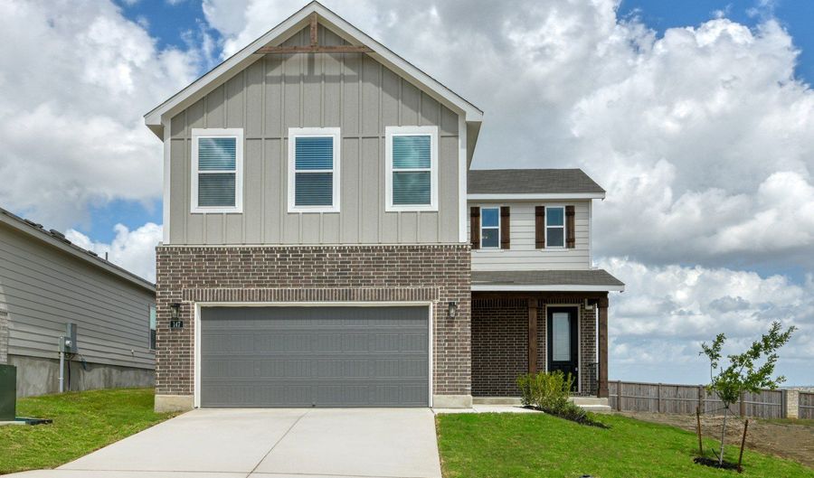 147 Peeps Ct, Adkins, TX 78101 - 5 Beds, 3 Bath