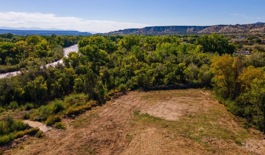 22 23 24 Private Drive 1617A, Abiquiu, NM 87510 - 0 Beds, 0 Bath