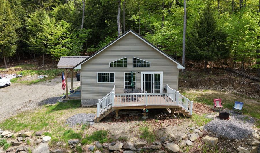 349 Black Point Rd, Beaver Cove, ME 04441 - 2 Beds, 1 Bath