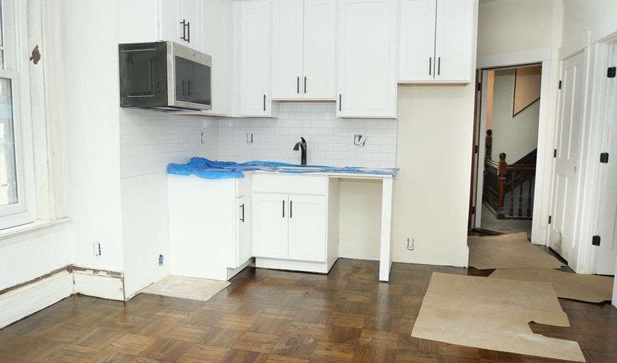261 W Newton 1, Boston, MA 02116 - 2 Beds, 1 Bath
