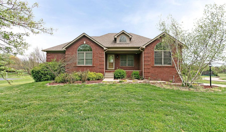 240 Froman Greenwell Rd, Bardstown, KY 40004 - 3 Beds, 2 Bath