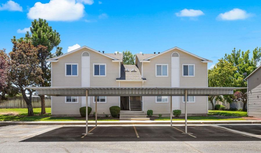 4653 W Pasadena, Boise, ID 83705 - 8 Beds, 8 Bath