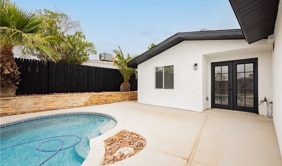 249 Kirk Ave, Henderson, NV 89015 - 4 Beds, 2 Bath