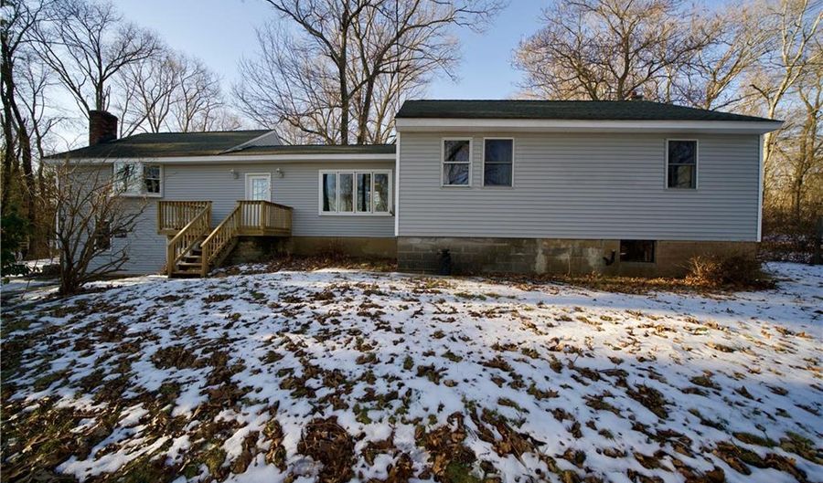 116 Weigold Rd, Tolland, CT 06084 - 3 Beds, 1 Bath