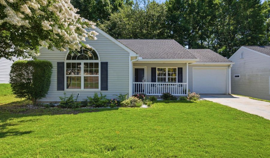 219 Long Creek Dr, Aiken, SC 29803 - 3 Beds, 2 Bath